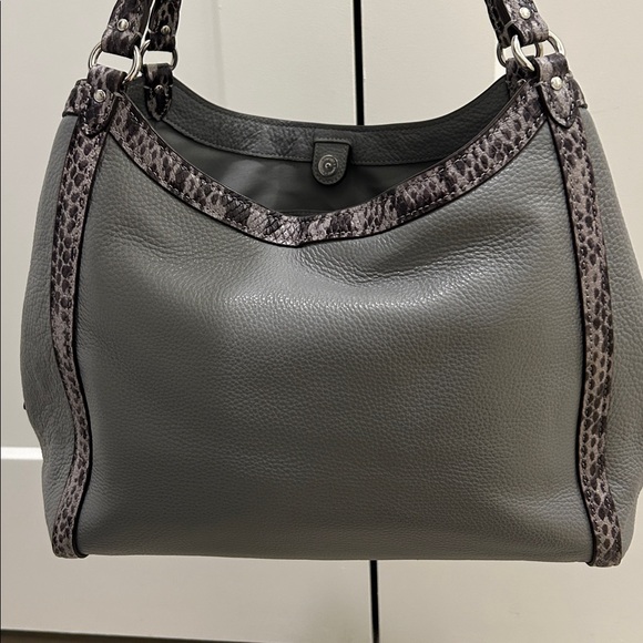 Coach (EUC) Kristy Shoulder Bag in Granite & Snake Embossed Leather Trim - Picture 9 of 14